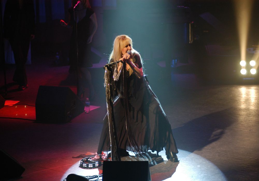 MIRAGE - Visions Of Fleetwood Mac