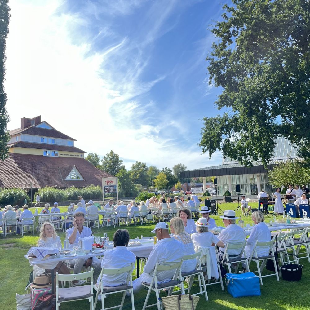 Diner en blanc