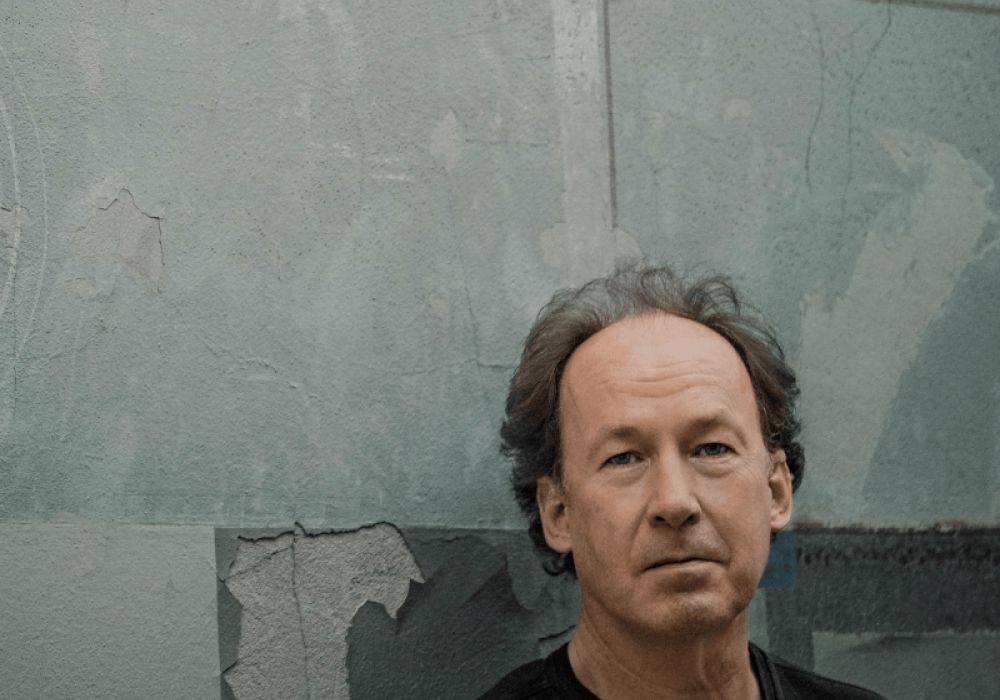 Monster auf der Couch